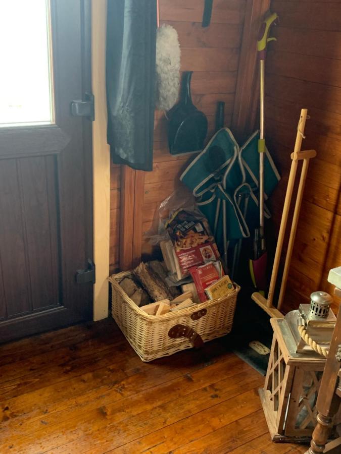 Eco Crofters Wagon By The Beach Oldshoremore Екстериор снимка